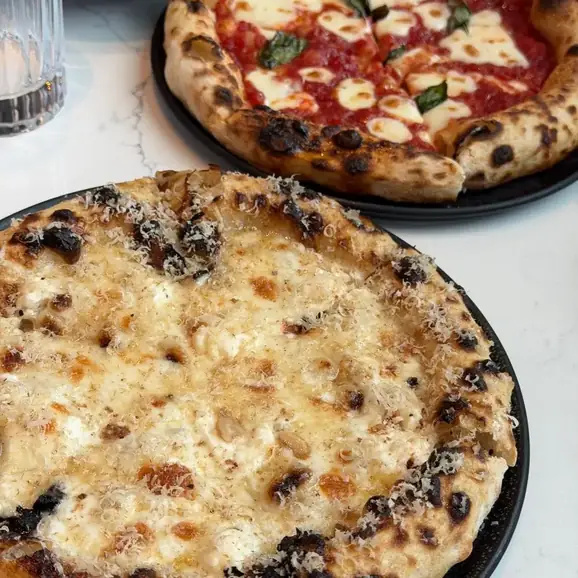 Pizza Quattro formaggi